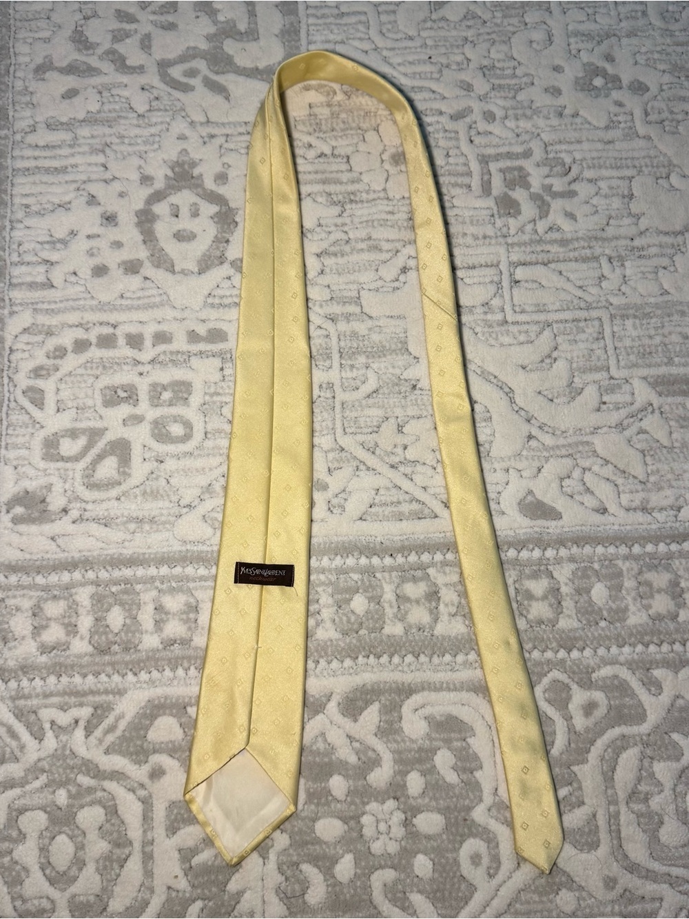Yves Saint Laurent yellow and light blue logo tie🪩 - Picture 4 of 6